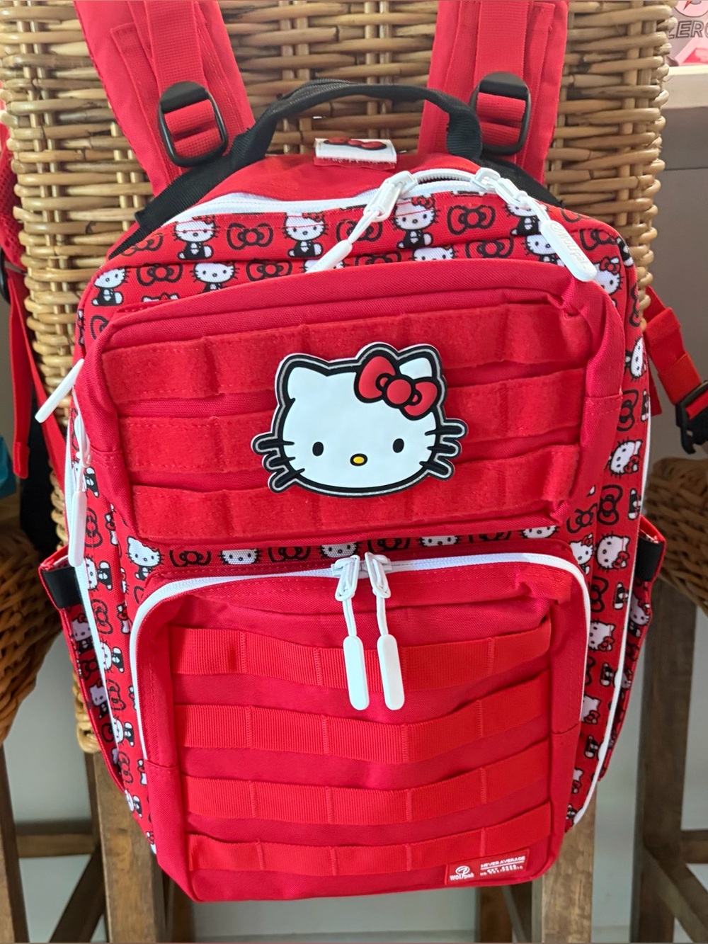 WOLFpak x Hello Kitty 15L Bapckpack - Picture 2 of 3